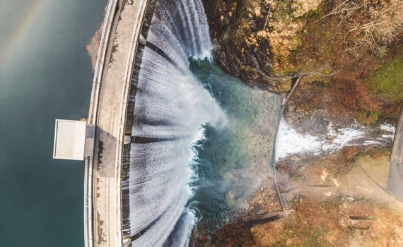 AMB riduce anche nel 2026 i costi dell’energia